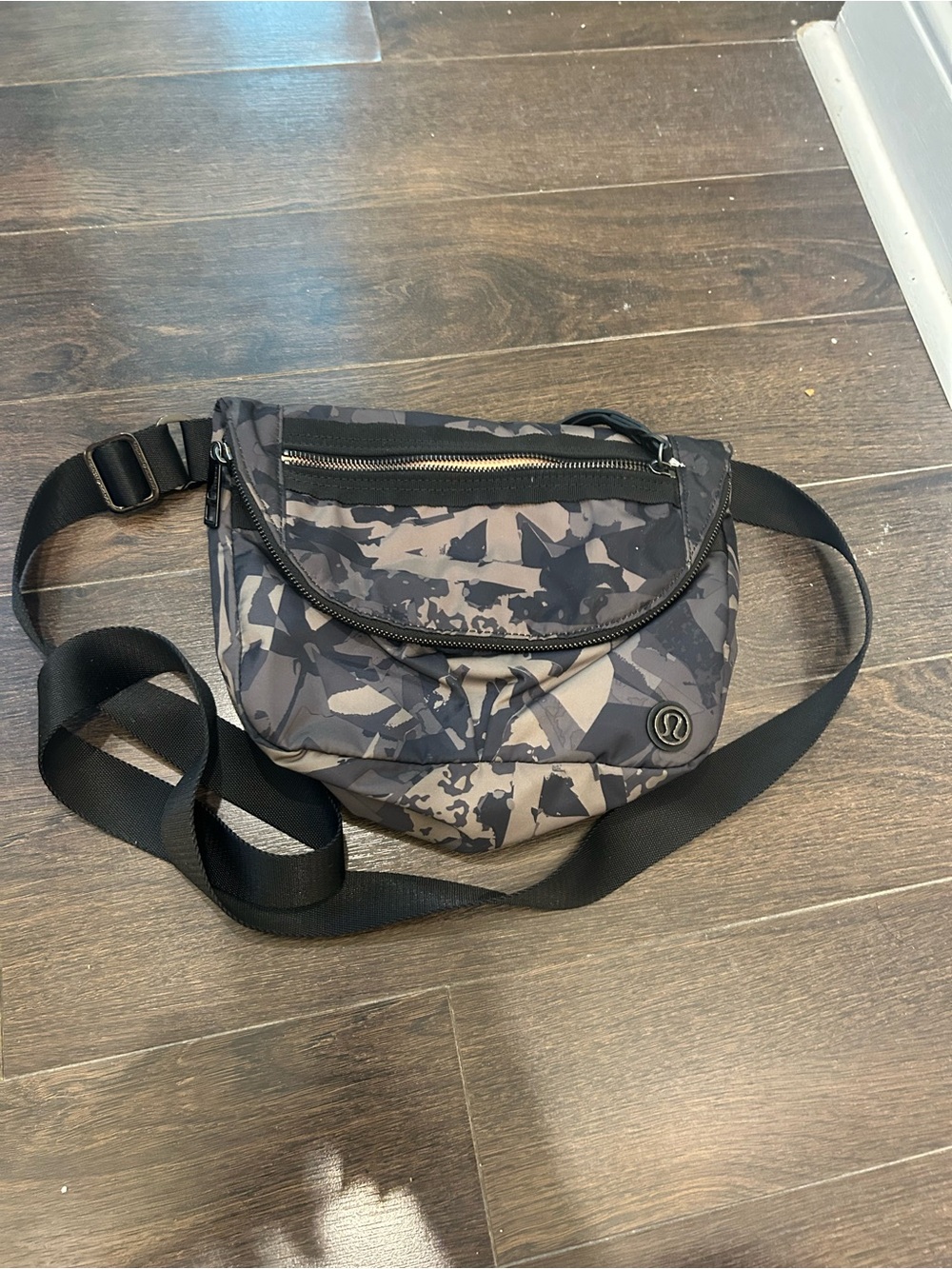 lululemon athletica Gray Camo Waist Pack